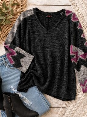 Vision Chevron Sleeve V-Neck Top 1X Boho Cozy